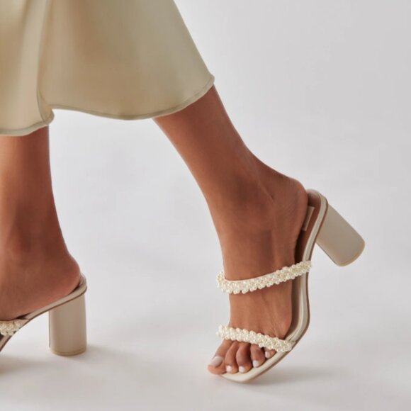 Dolce Vita Noel Heels Size 5 SOLD OUT - Picture 2 of 9